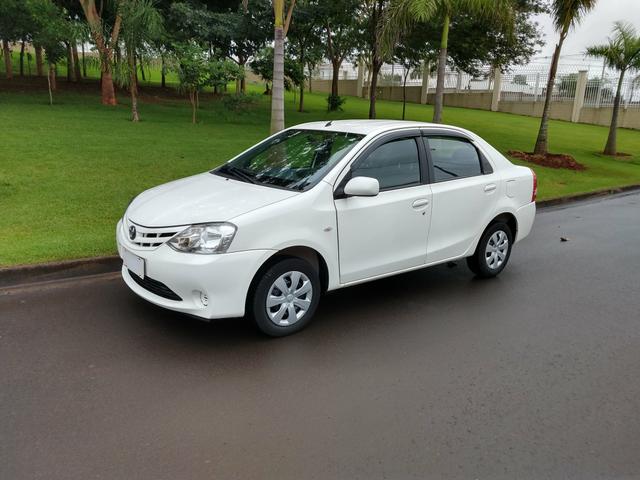 Toyota Etios 2013 XS 1.5 completo - Foto 6