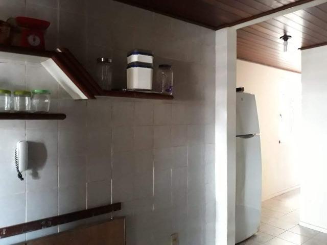 Apartamento com 4 Quartos à Venda, 240 m² por R$ 236.000 - Foto 9