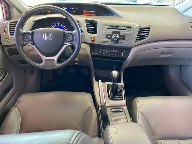 Honda Civic LXS 1.8 2012/2013 - Foto 11