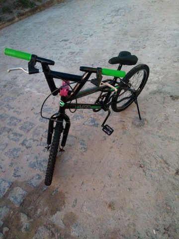 Vendo esta bike BMX aro 20 infantil