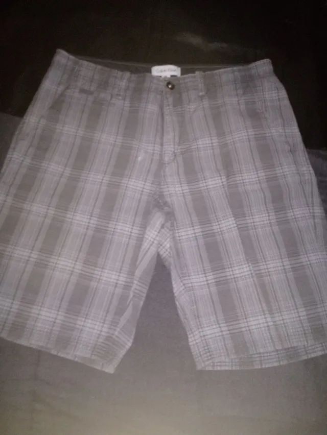 2 Bermudas Calvin Klein, 42 e 44 - Foto 3