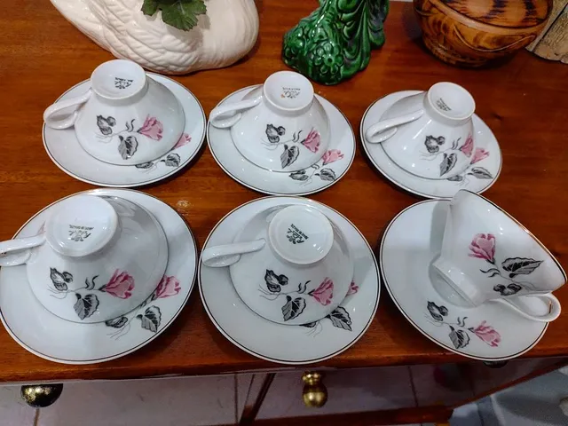 Jogo de Xícaras de Chá Porcelana Real