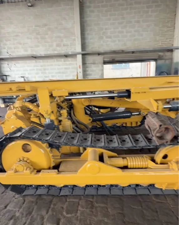 Máquina de Perfuração de Rochas Usada