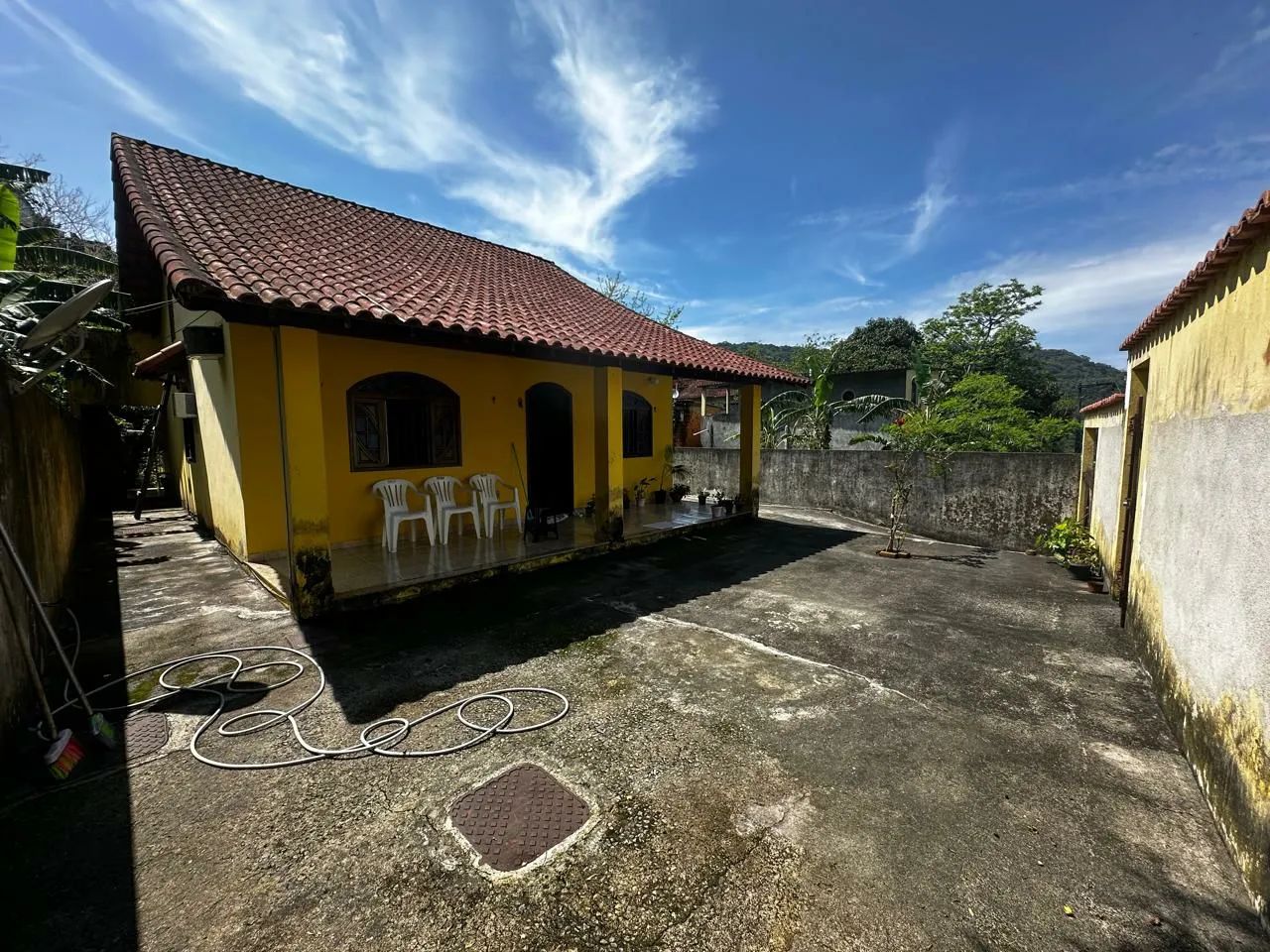 CASA COM OTIMO QUINTAL A VENDA EM MURIQUI  - Foto 3