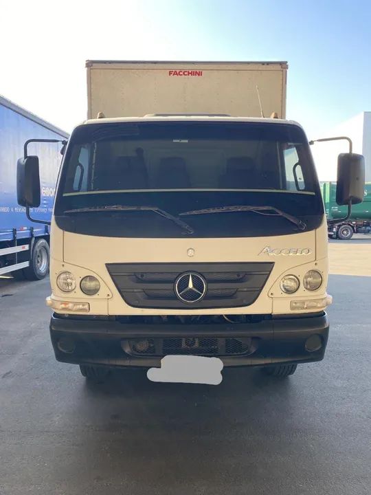 Mb acello. 13 16. Truck. Bau   Ano. 2016. - Foto 3