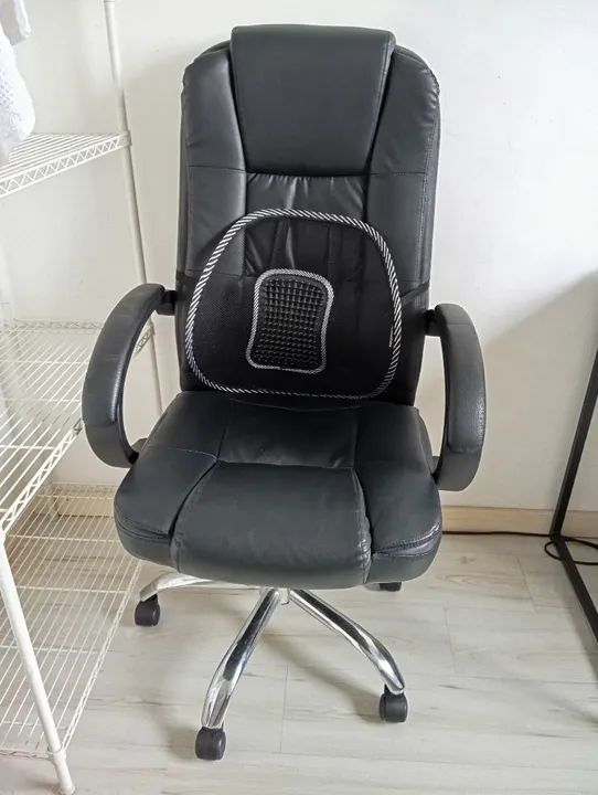 Cadeira de Escritório Giratória com Rodinhas