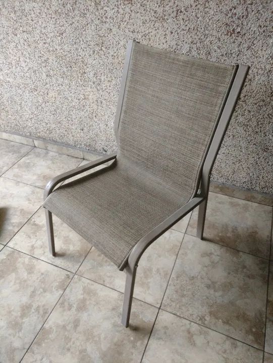 Cadeira Para Piscina Em Alumínio Windward- Usada- ótimo estado