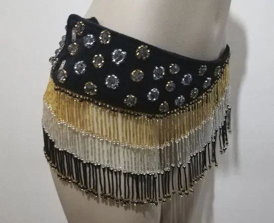 Roupa de dança do ventre preta e dourada - Foto 4