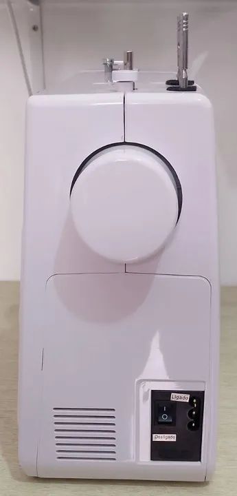 Máquina Costura Doméstica SS-988 220v Mecânica Branca - Sun Special - Foto 5