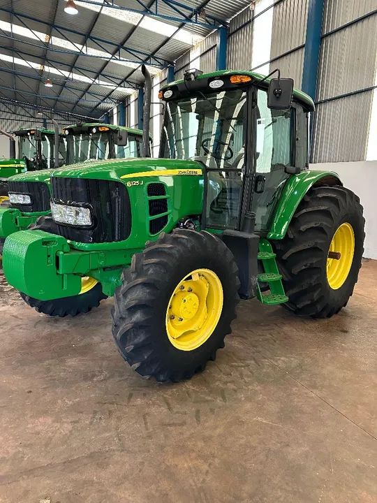 Trator John Deere 6125J Ano 2022 - Foto 2