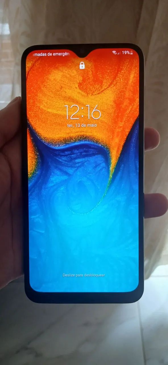 Celular Samsung A20 32G  - Foto 3