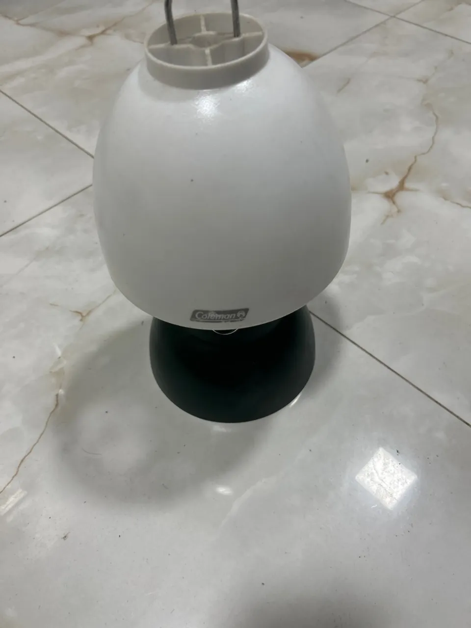Lanterna de acampamento coleman antiga
