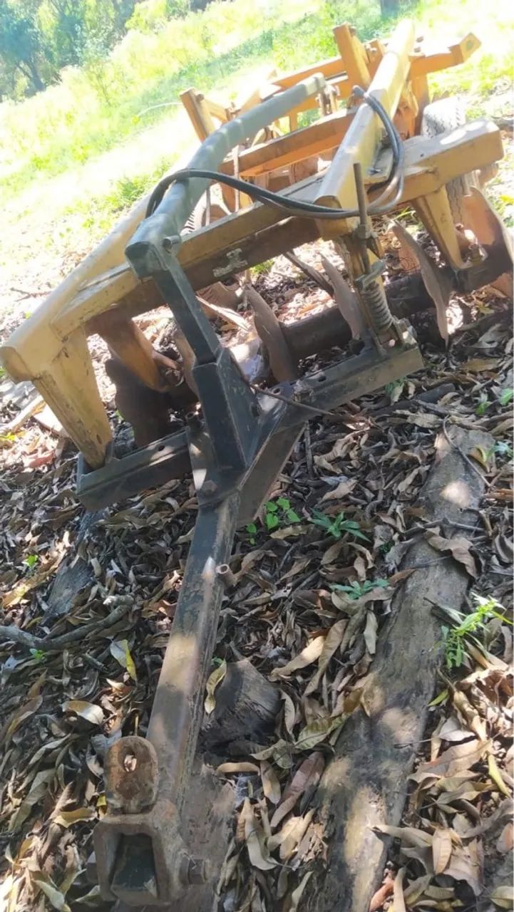 Trator valmet 148, 12X32 com acessórios  - Foto 4