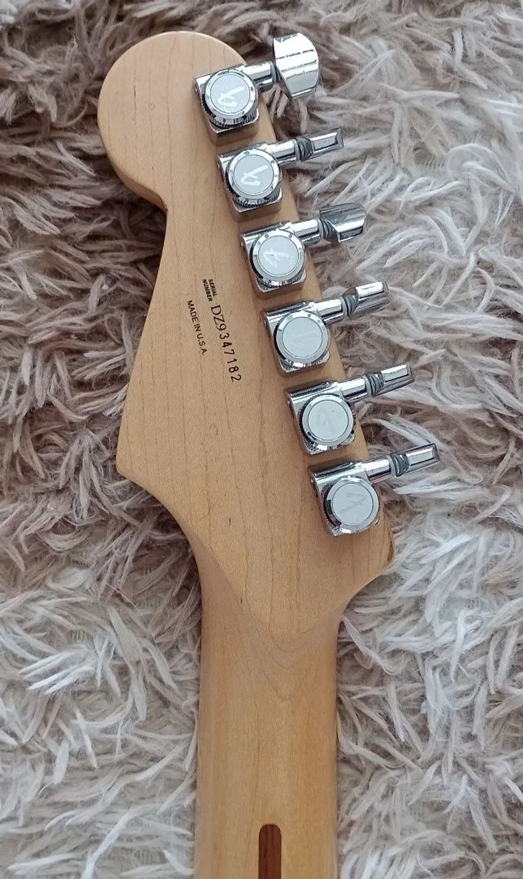 Fender Stratocaster American Deluxe  - Foto 4