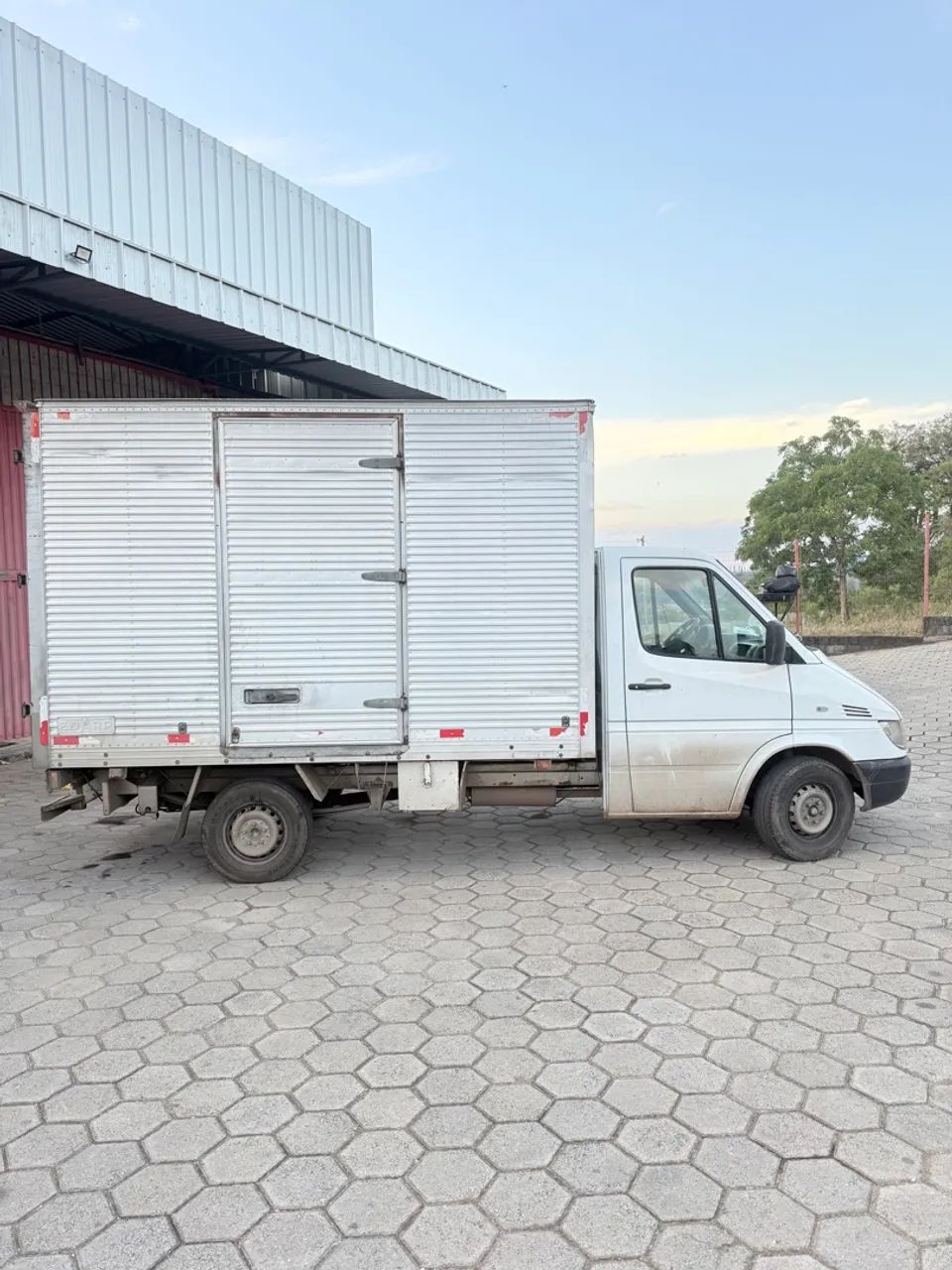 Sprinter 313 baú  - Foto 8