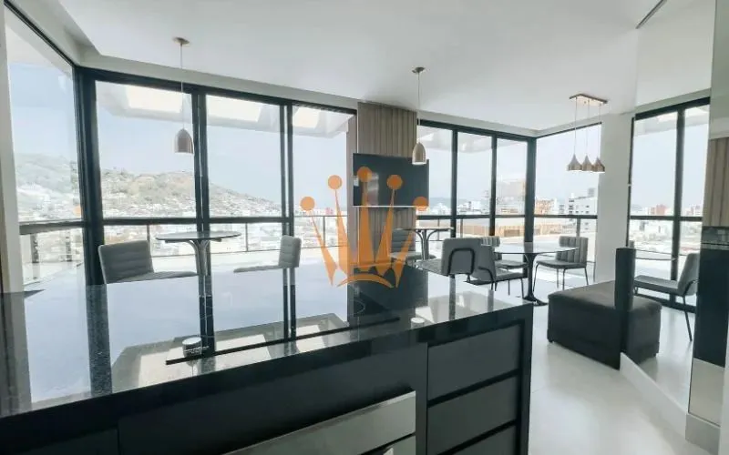 Imóvel studio a venda no Centro de Florianópolis.