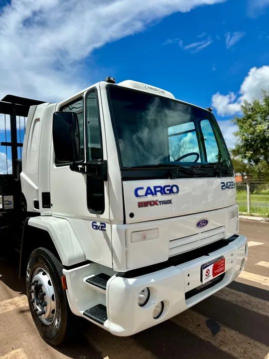 FORD CARGO 2422 2005 - Foto 5