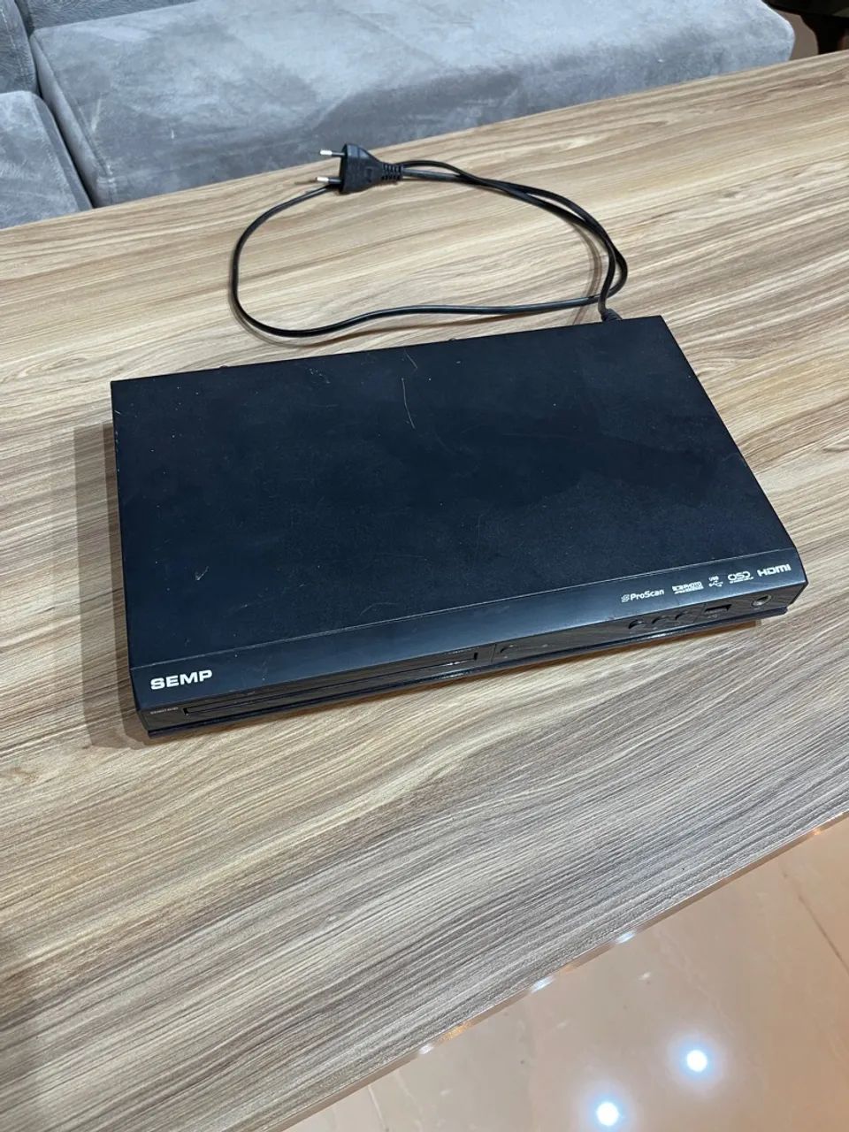 DVD Player SEMP64167726464641120