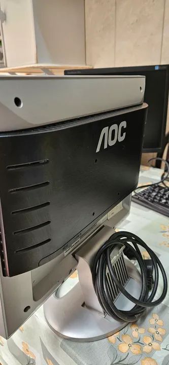 Monitor LCD AOC 14" com Autofalantes - Foto 2