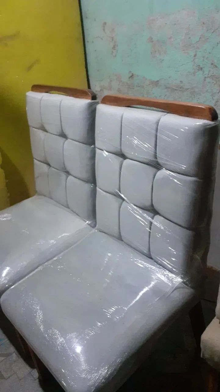 Jogo de  Cadeiras Estofadas  - Foto 5