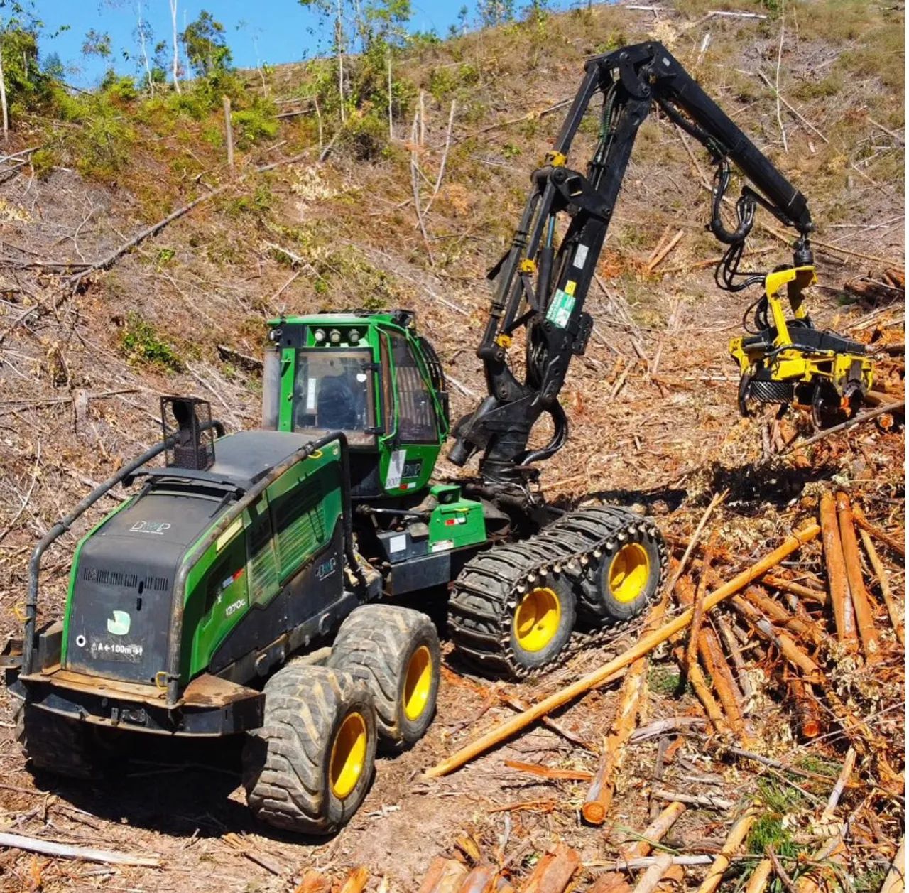 John Deere 1270G 8x8 com Cabeçote Waratah 215 - Foto 2