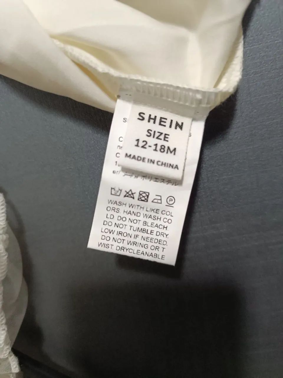 Vestido branco de renda para menina - Foto 4
