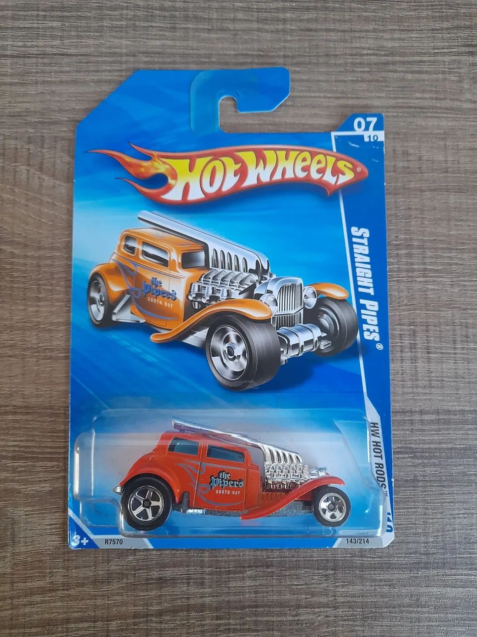 HOT WHEELS STRAIGHT PIPES 2010