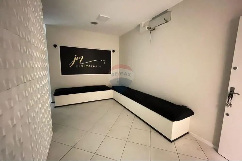 Sala Comercial Pronta com 60m² á venda por R$320.000,00 - Vila da Penha -RJ