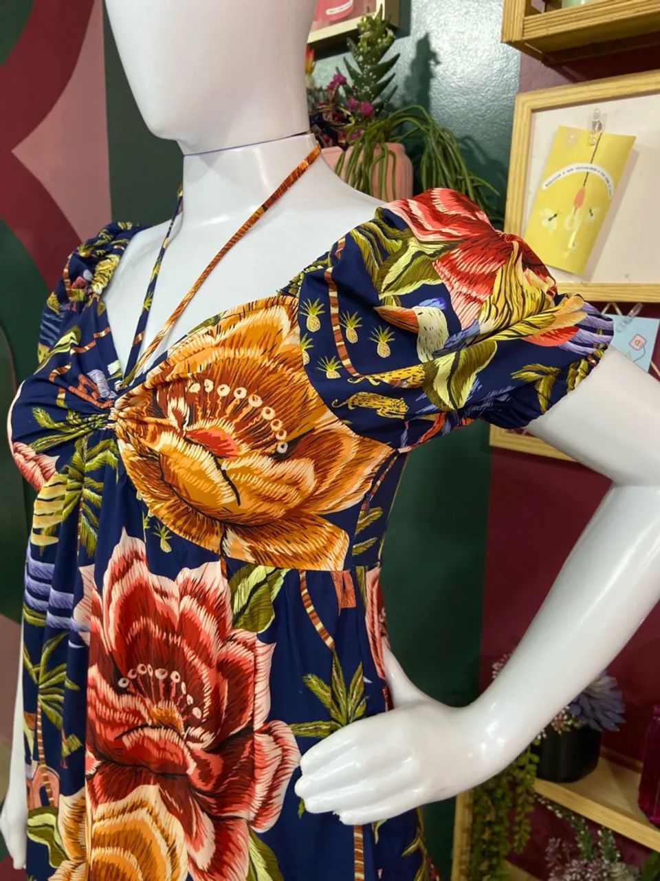 Vestido longo estampado floral azul marinho plus size - Foto 2