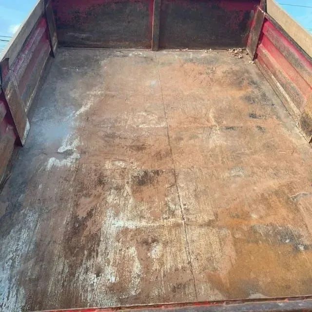 Caminhão Caçamba 710 Ano 2011 - Foto 6