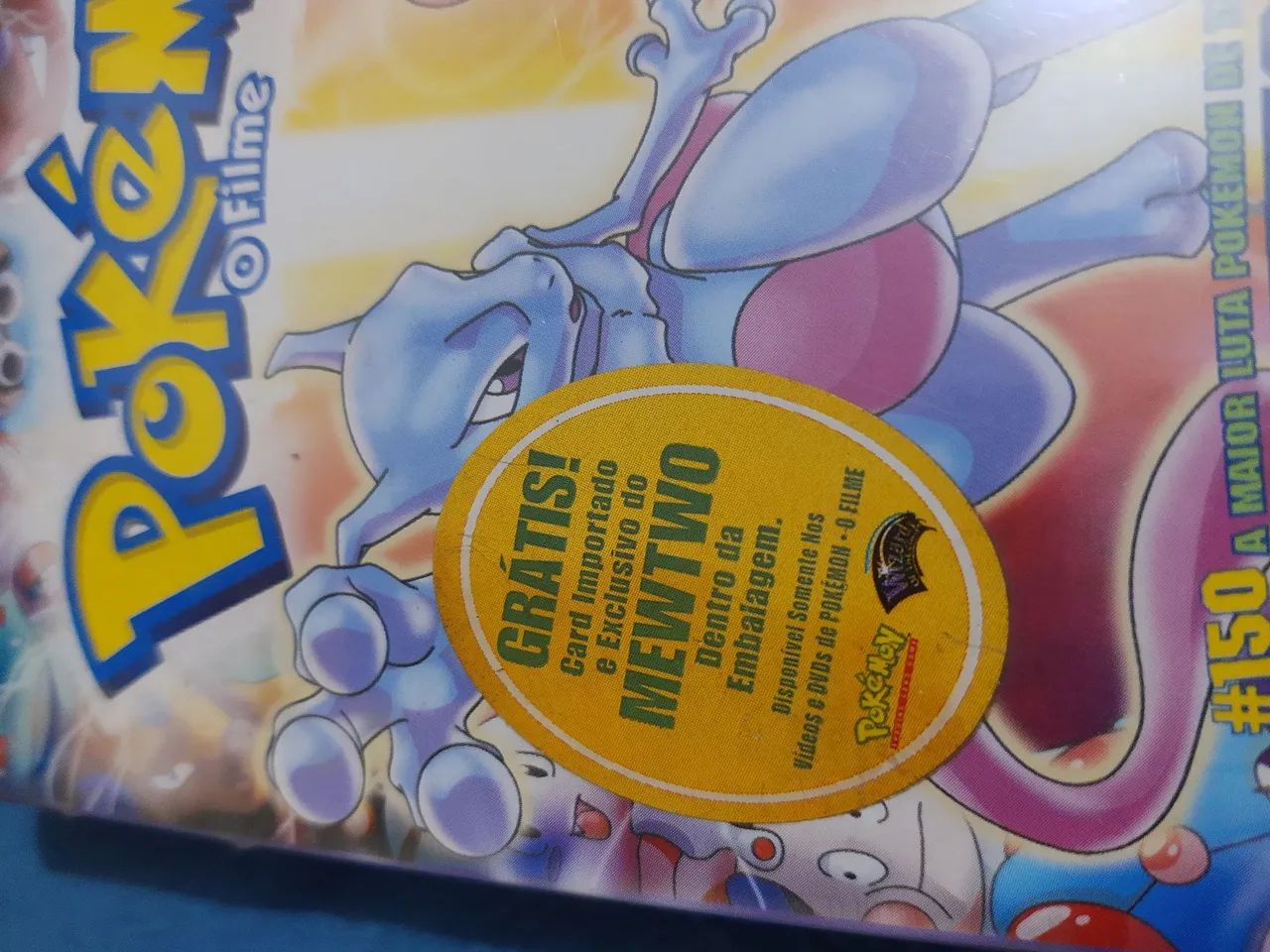 Pokémon vhs lacrado, com carta black star - Foto 4