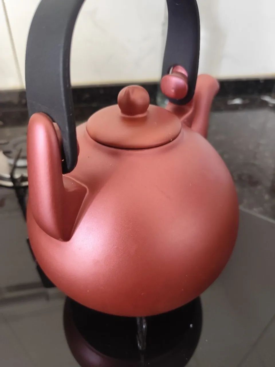Chaleira de cerâmica ceraflame - rose gold 1.7 litros 100% cerâmica linda! - Foto 2