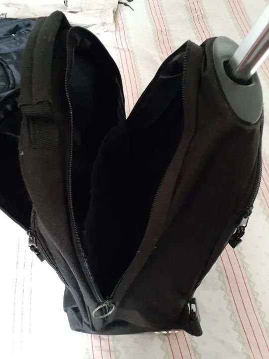 Mochila com alça e rodinha  para note book  - Foto 2