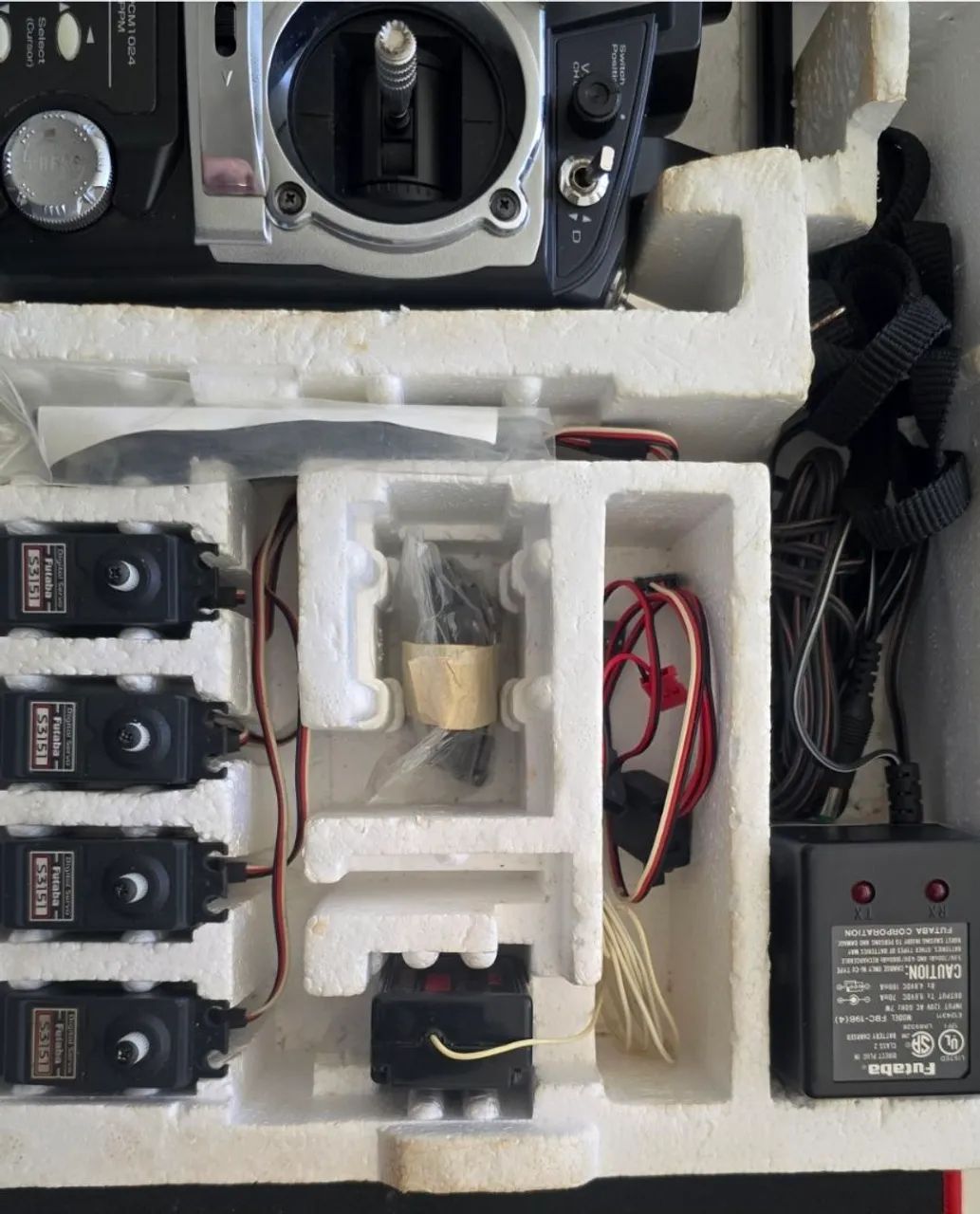Radiocontrole Futaba T7CHP para aeromodelismo - Foto 2