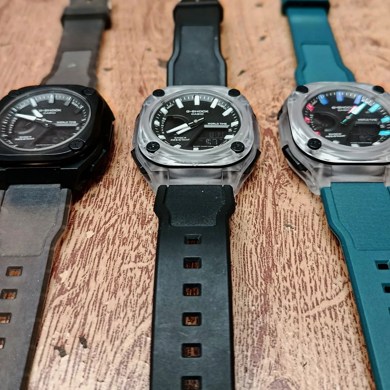 Relógio G-Shock transparente com pulseira azul - Foto 3