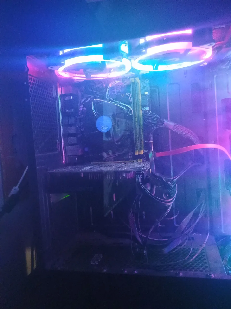 Kit gamer LGA1200- i5-10400F+16GB DE RAM+ Placa-mãe Revenger H470