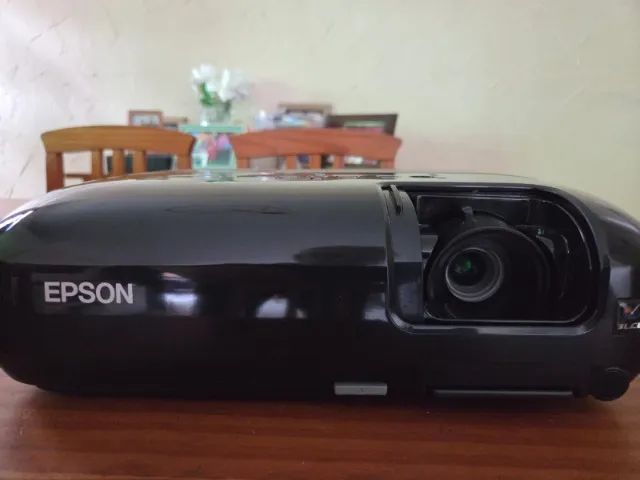 Projetor Epson PowerLite S6+ - Foto 3