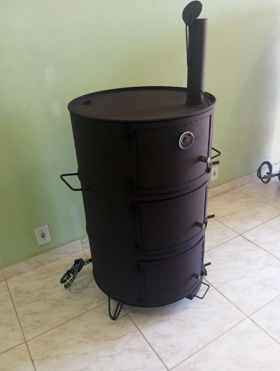 Defumador,com queimador a gás
