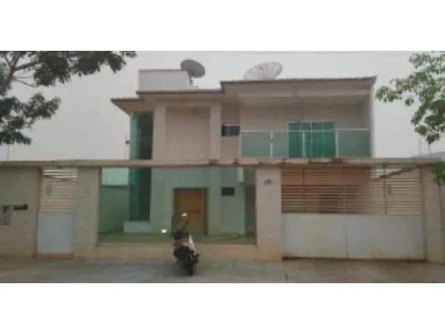 CASA RESIDENCIAL em CACOAL - RO, JARDIM EUROPA