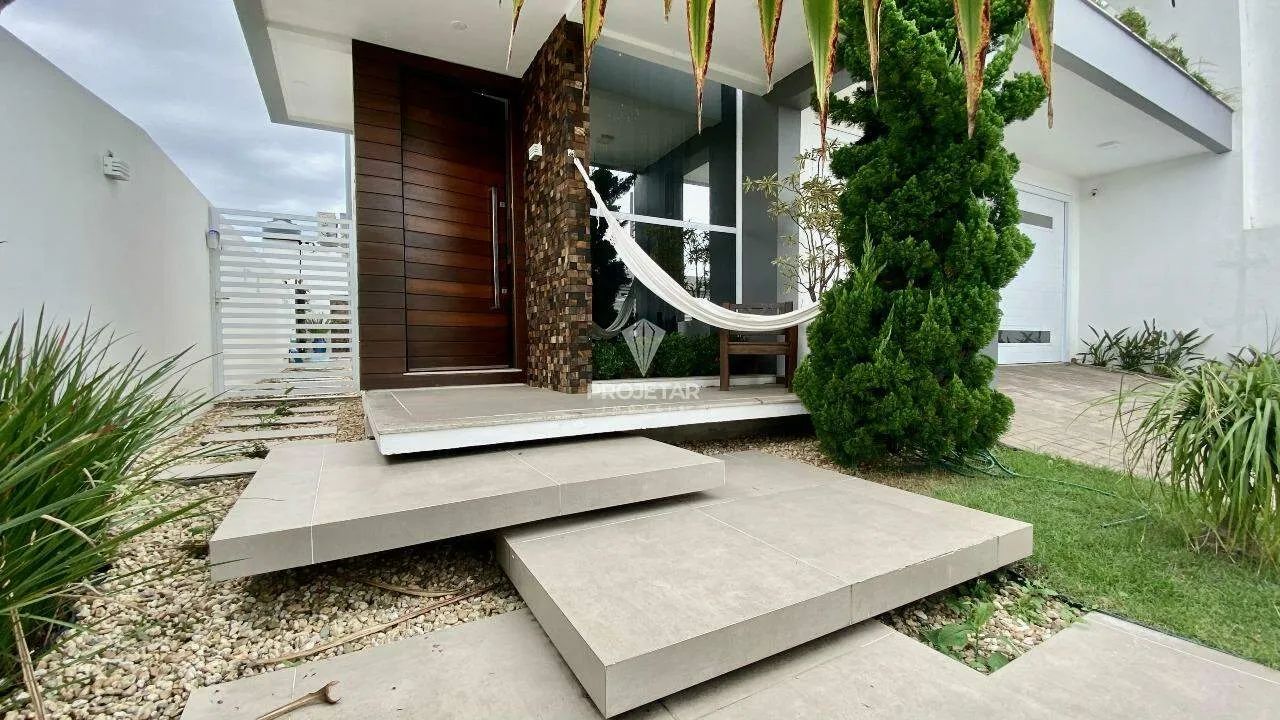Encante-se com essa residência de alto padrão! - Foto 2