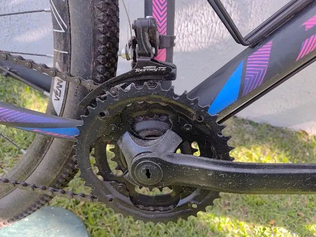 Vendo Bicicleta Aro 29 Marca First Shelby 21 Marchas Shimano e Freios a Disco - Foto 6