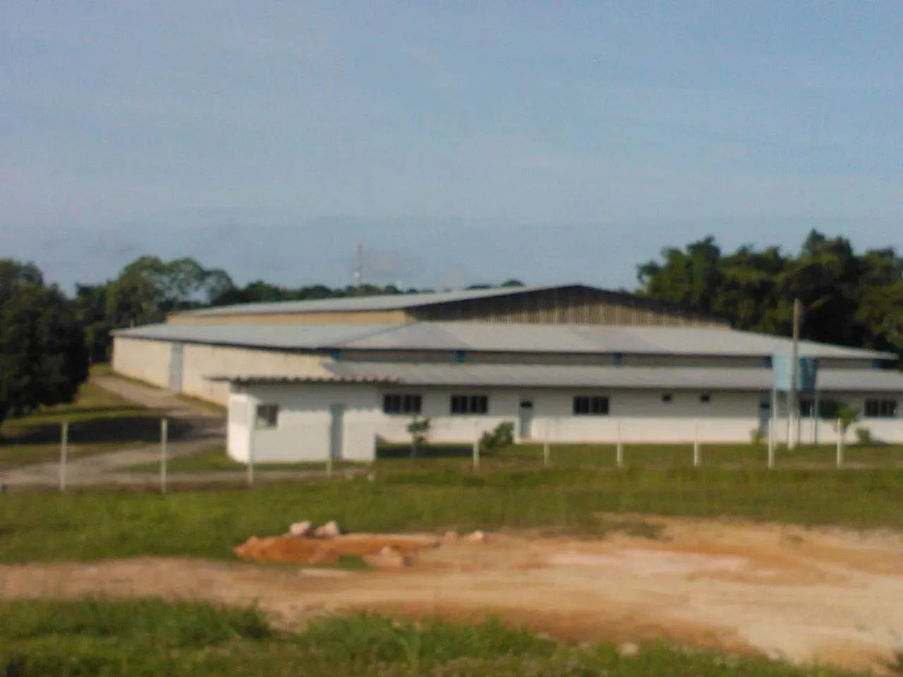 Aluga-se Galpão  Logístico 4000 M2 Distrito Industrial!