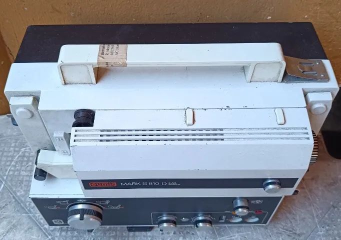 Projetor Antigo Made In Austria Eumig Mark S810d Funciona - Foto 3