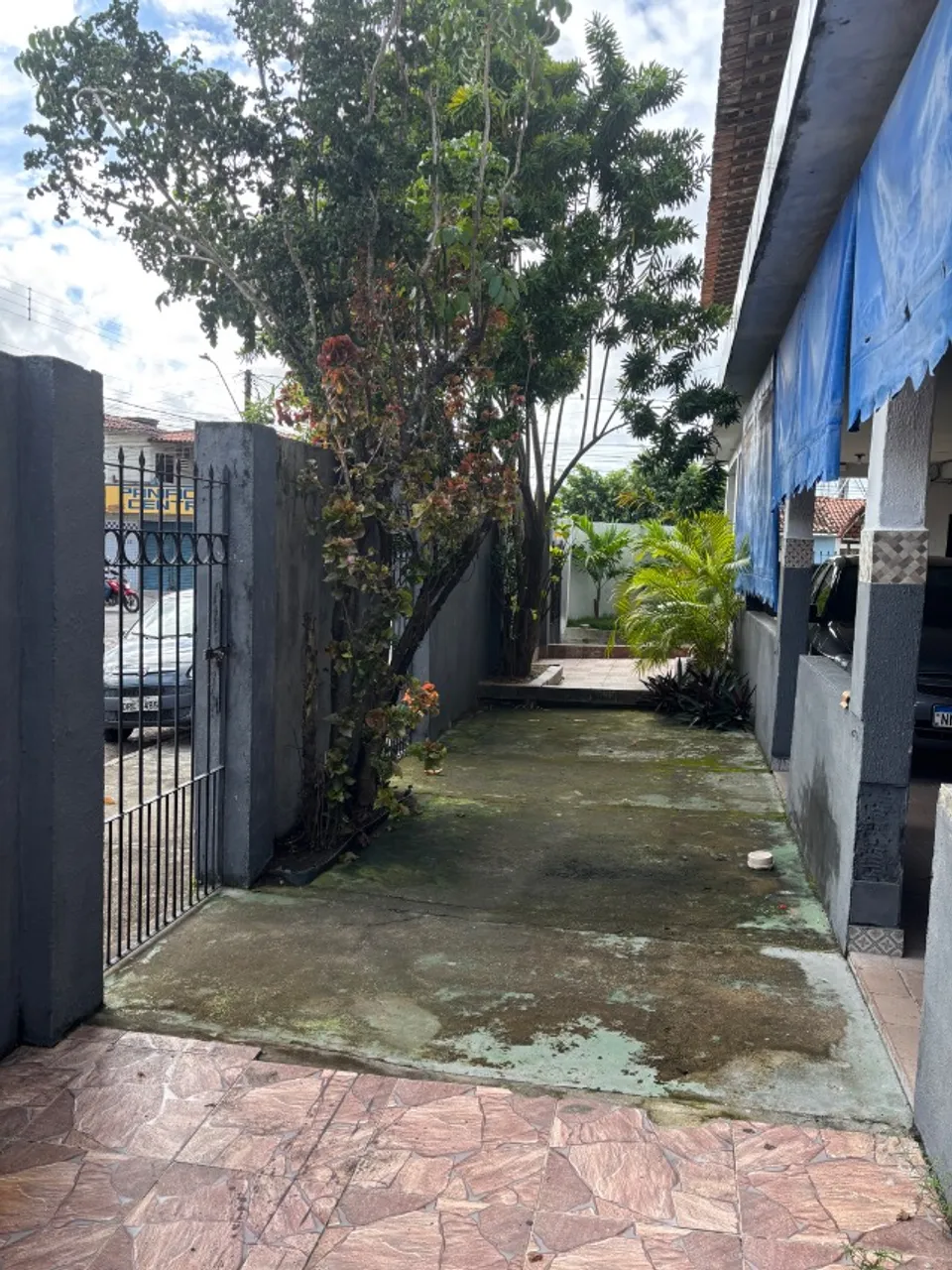 Casa com 3 quartos e 2 banheiros