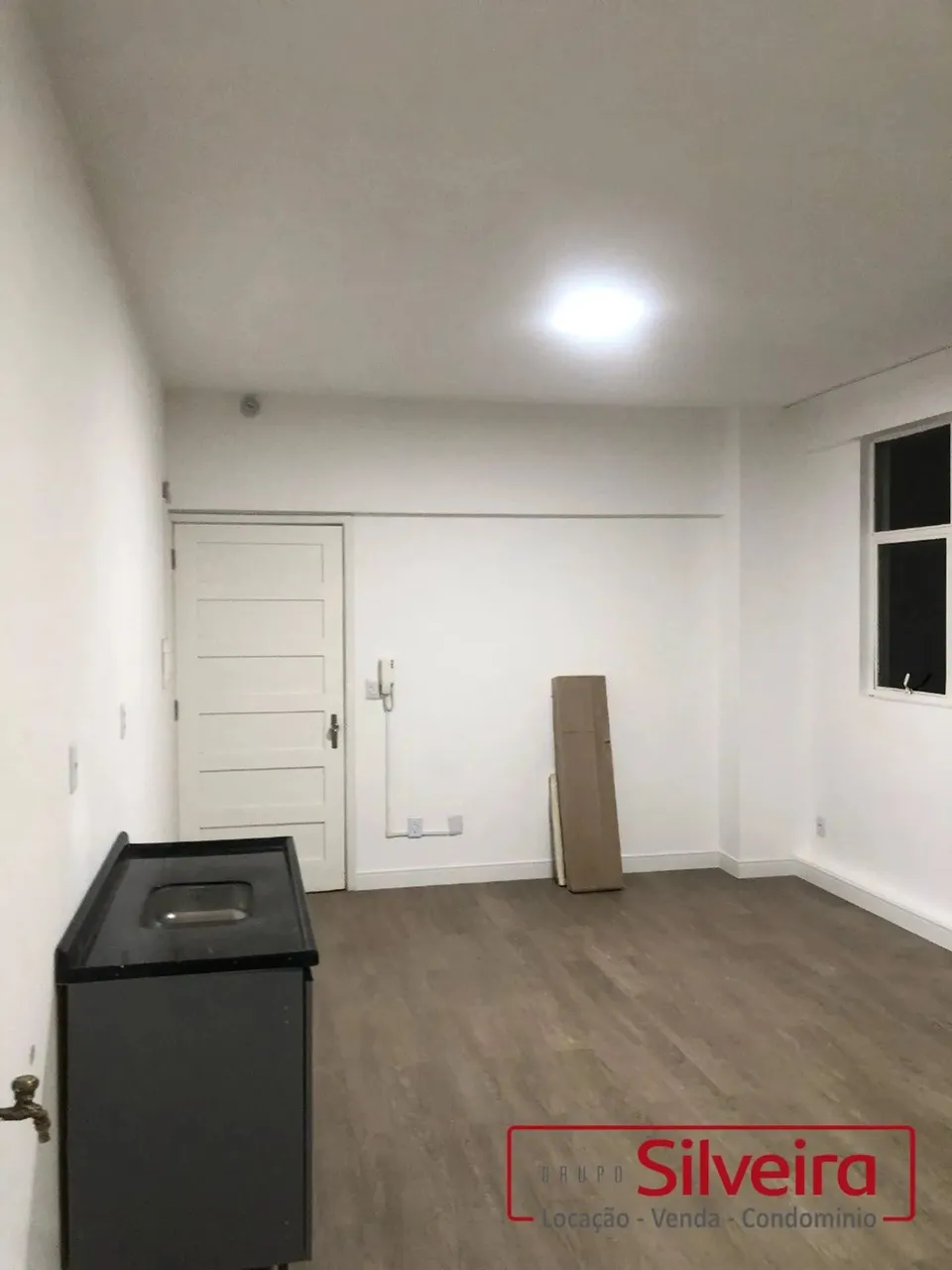 Studio com 1 quarto e 30m² para alugar por R$ 1.800 - Petrópolis