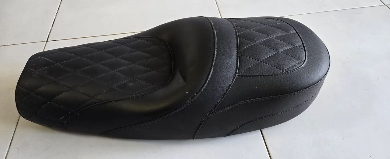 Banco Conforto para Moto Triumph t120 com Design Diamantado - Foto 3