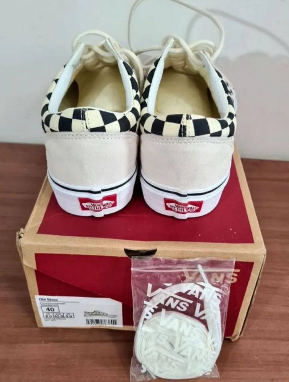 Tênis Vans Old Skool Checkerboard Bege e Preto - Foto 3