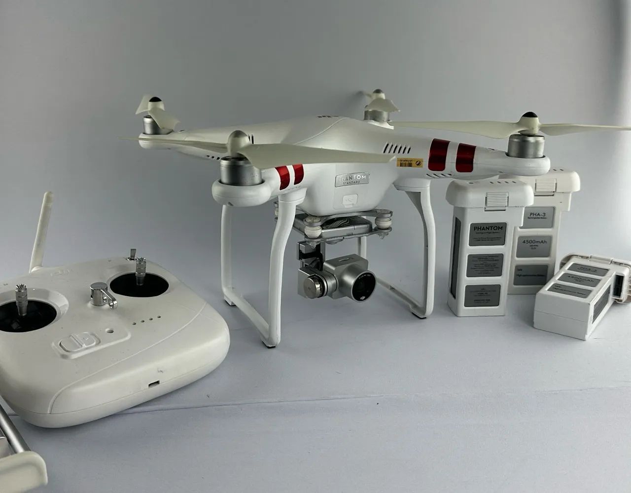 Drone DJI Phantom 3 Standard com Acessórios - Foto 2