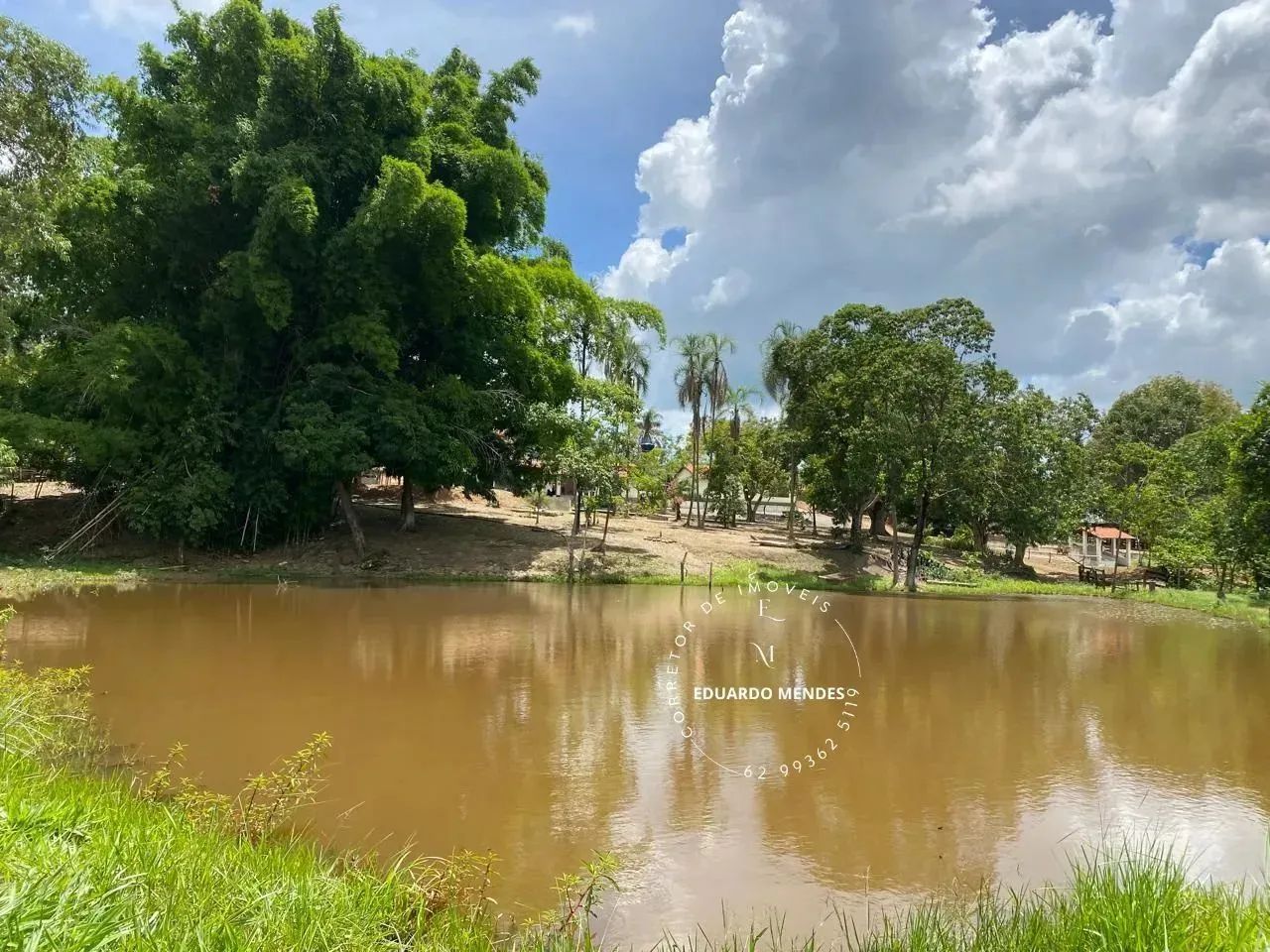 Linda chácara com 17.74 hectares, rica em água, 500 metros da GO 474 Abadiânia - Foto 2