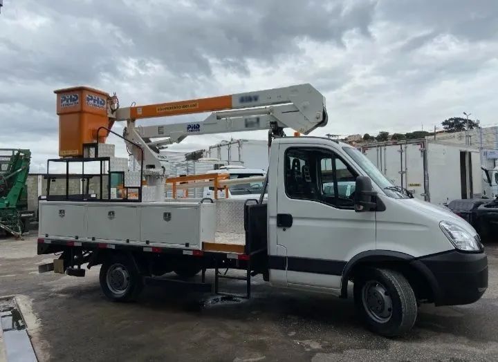 Iveco Daily Chassi 35s14 2P (e5) 2018 - Foto 2